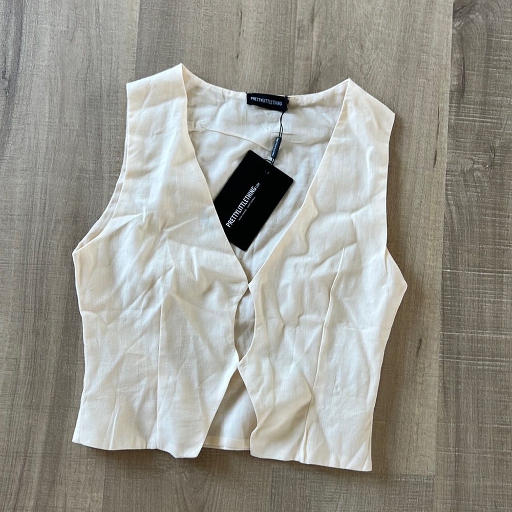 Cream Linen Look Cut Out Front Tank